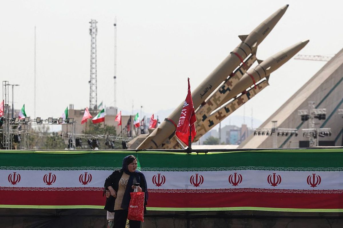 Russian specialists aiding Iran's development of supersonic cruise missiles, FT reports