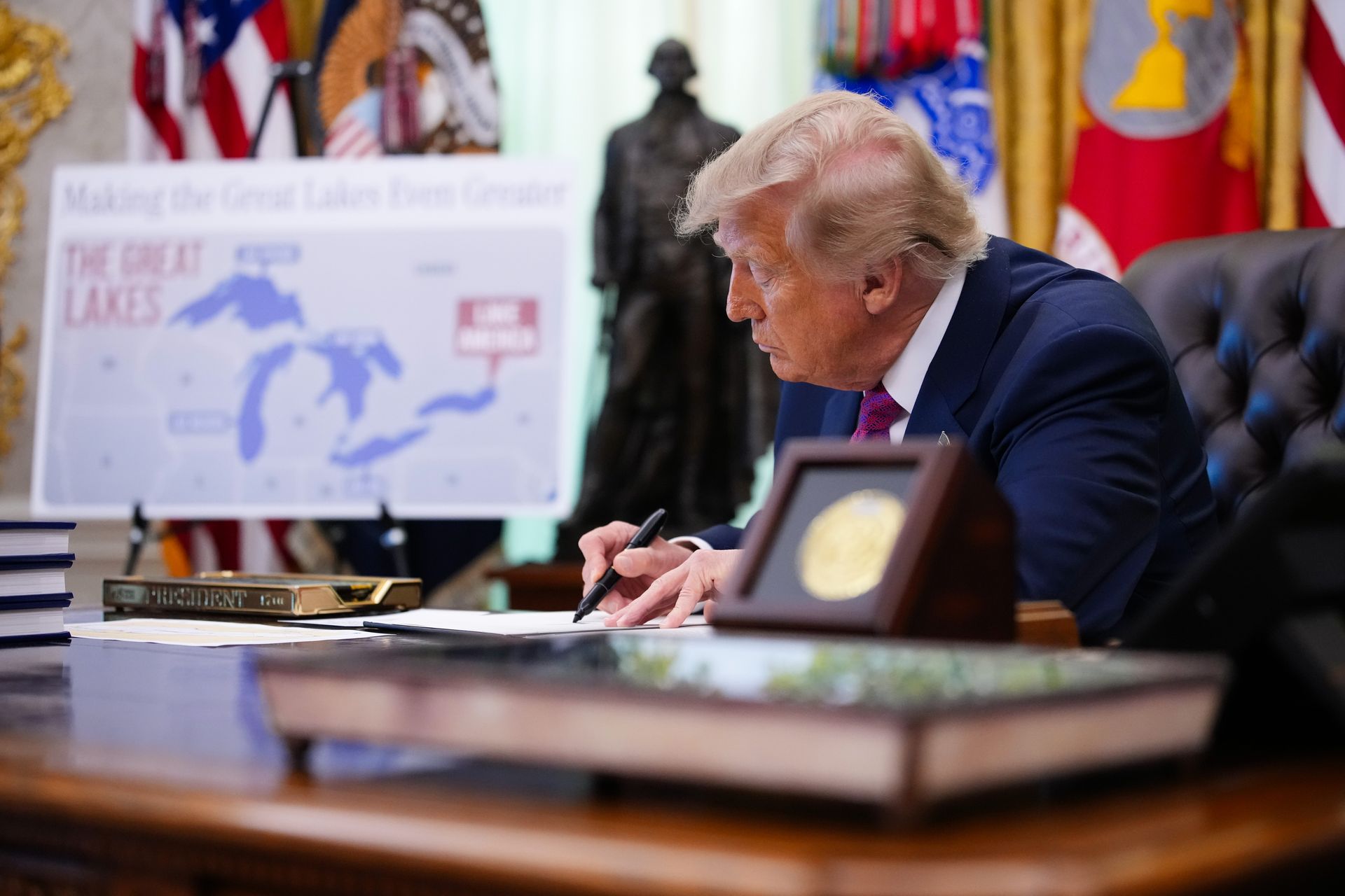 Trump planea firmar “pronto” proyecto de ley de sanciones contra Rusia, dice fuente de la Casa Blanca