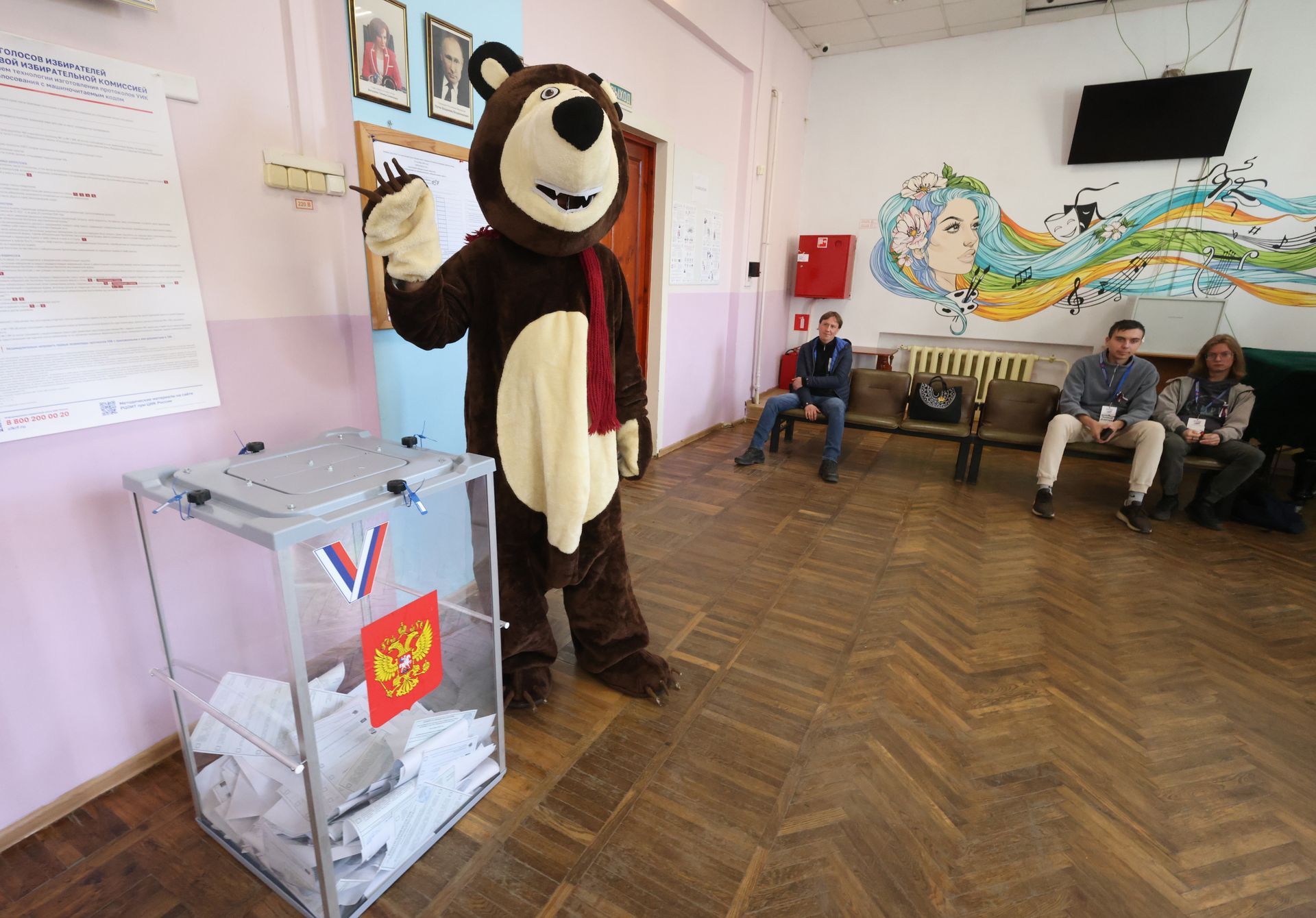 ロシアに選挙はなく、あるのは演劇だけだ