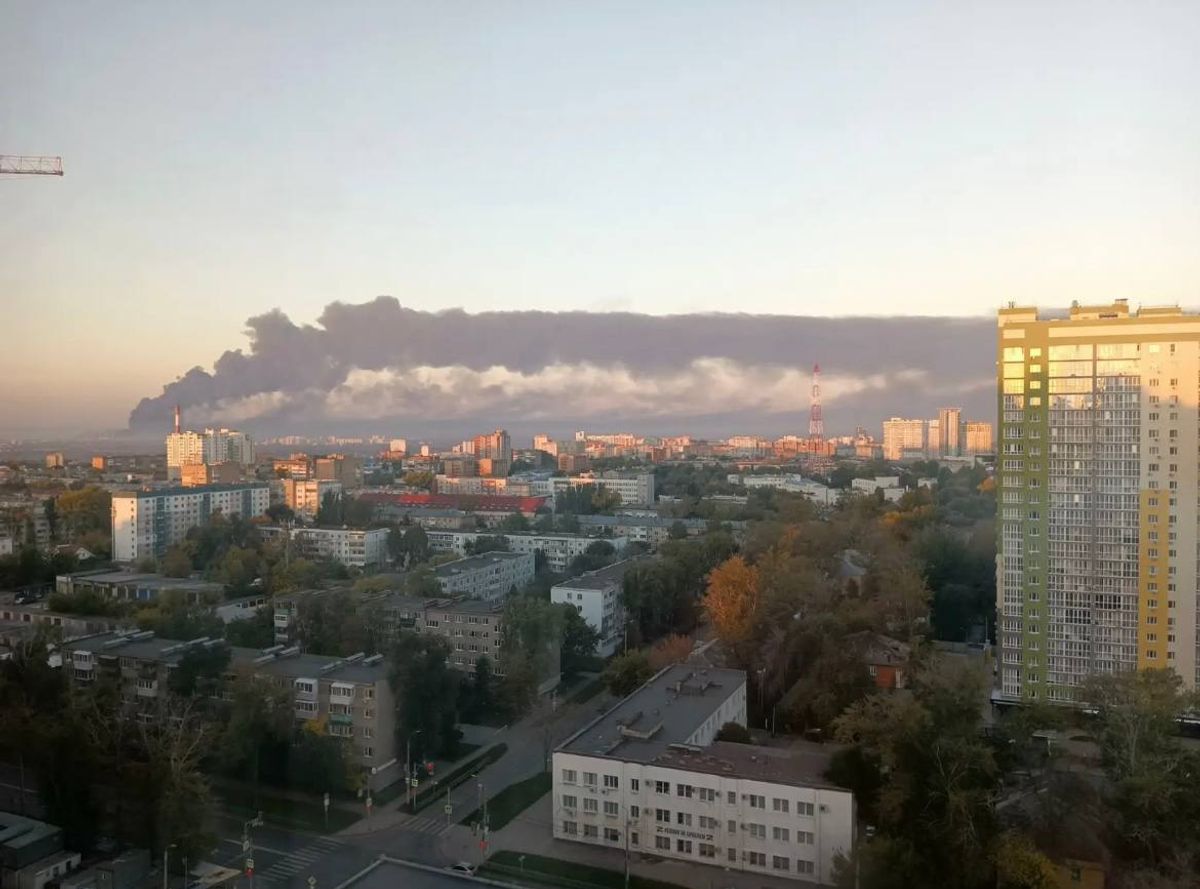 ⚡️ Ukrainian forces strike Russian oil refinery in Samara Oblast in overnight drone attack.