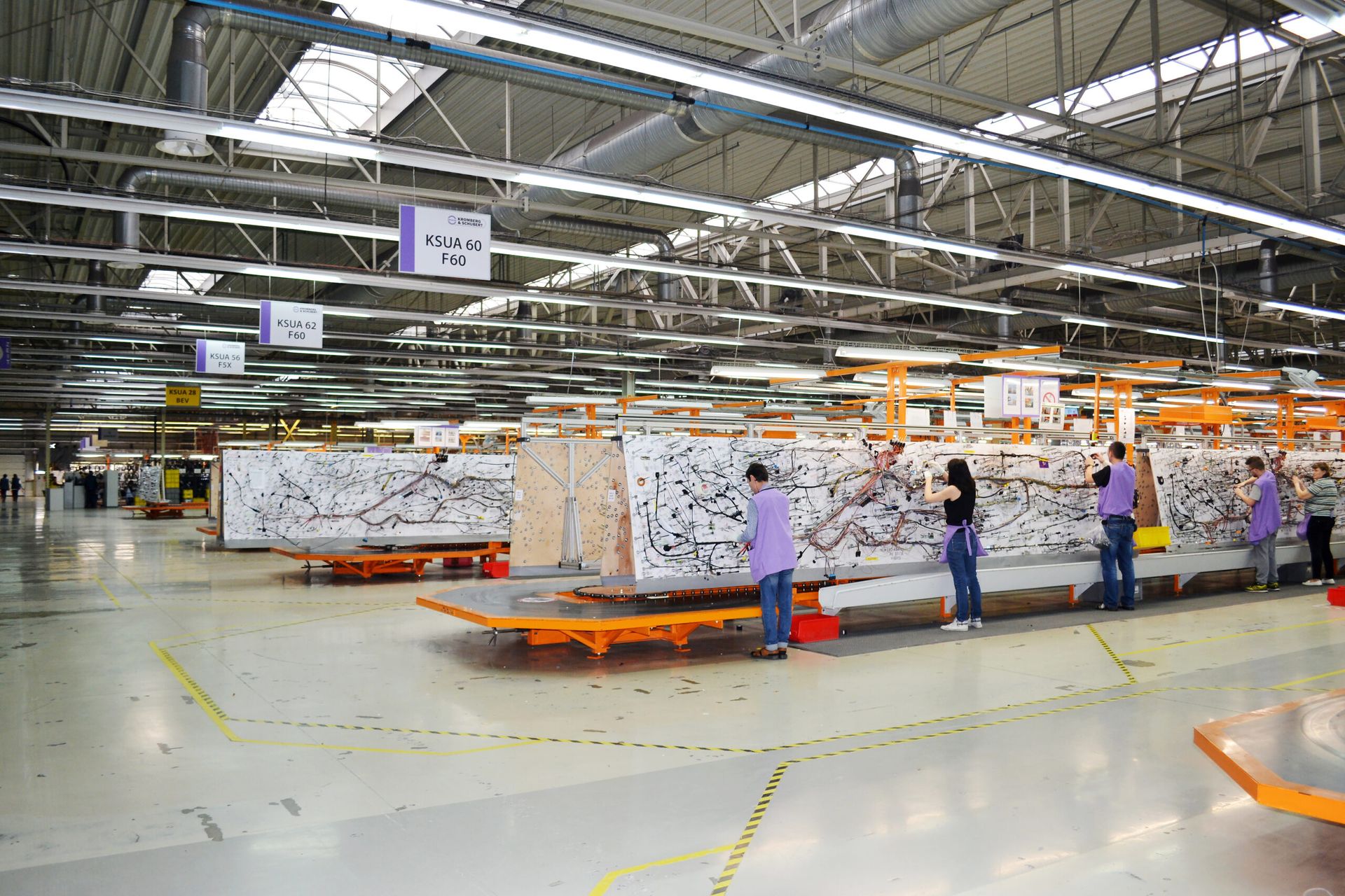 Kromberg and Schubert electrical wiring plant in Lutsk halts operations following Russian attack