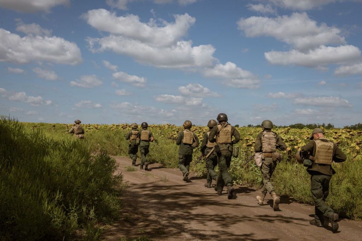 Russian troops executed Ukrainian POWs in Zaporizhzhia Oblast, military says