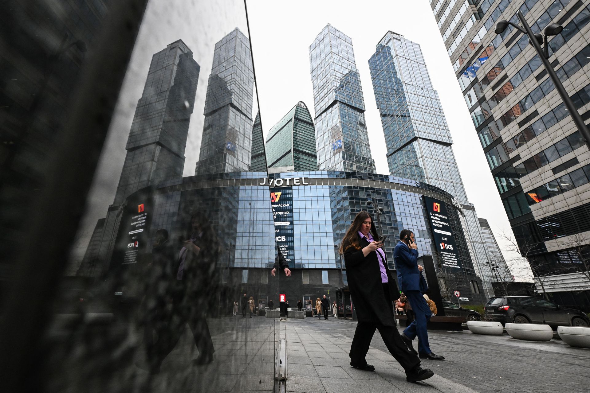 Why Russia's war on Ukraine's data centers could backfire on Moscow
