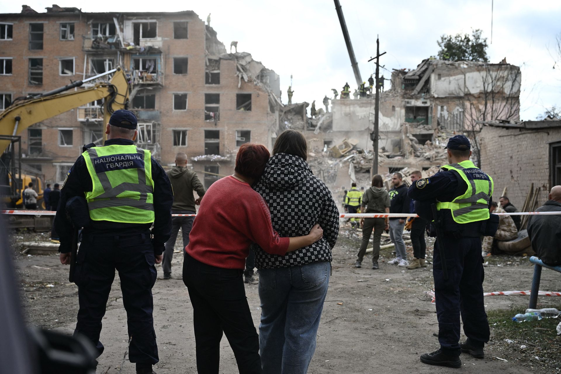 Amid the rubble of a Ukrainian apartment building, locals have one wish for Putin’s birthday