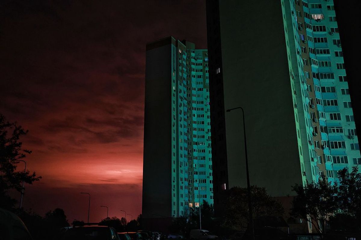 Kyiv under missile attack before air raid alert issued