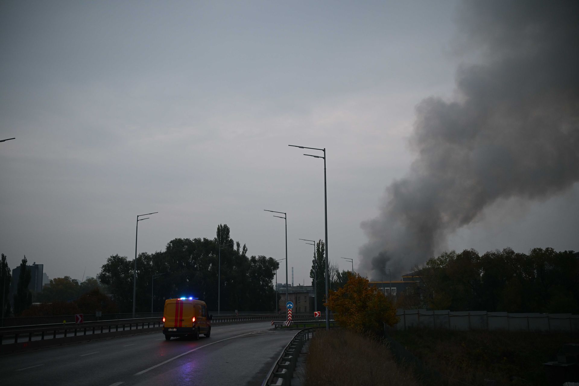Russian missiles hit Kyiv