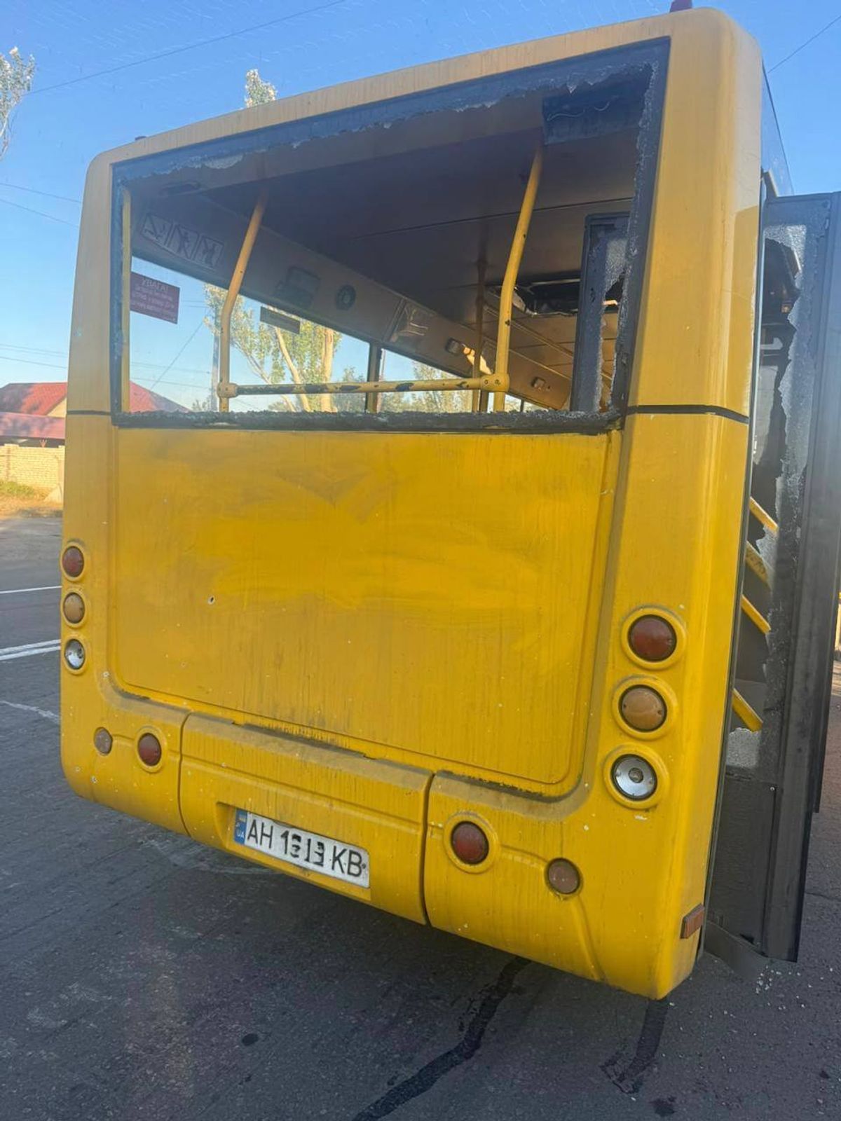 ⚡️ Russian attacks kill 2, injure 27 across Ukraine, hit passenger bus with FPV drone in Kramatorsk