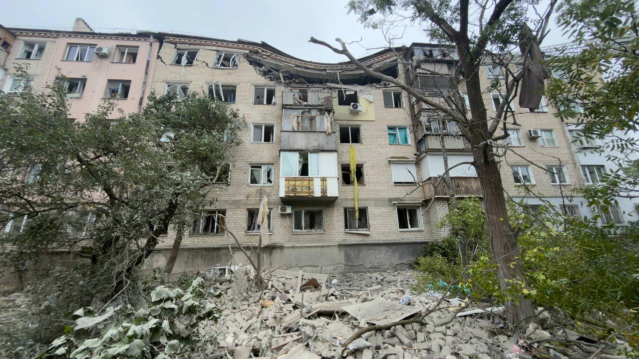 Російські атаки вбили 7 людей і поранили близько 90 по всій Україні на тлі ударів по енергетичній інфраструктурі